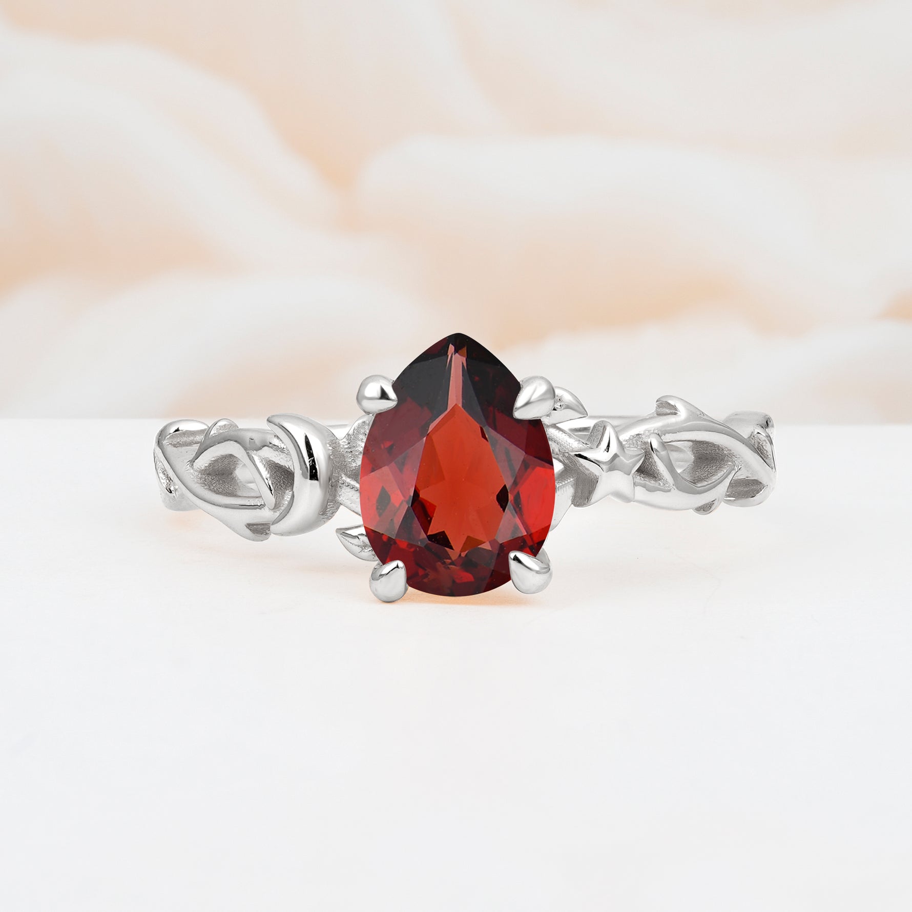 SR17666 Garnet Ring - Additional view