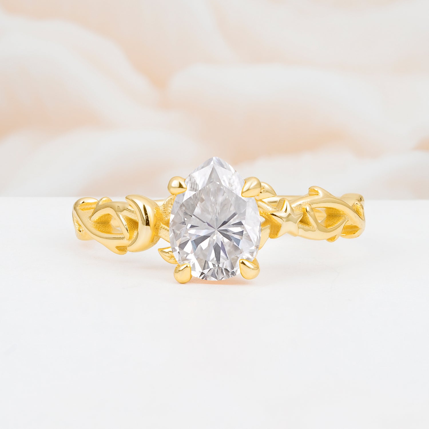 SR17666 Moissanite Ring - Yellow-Gold