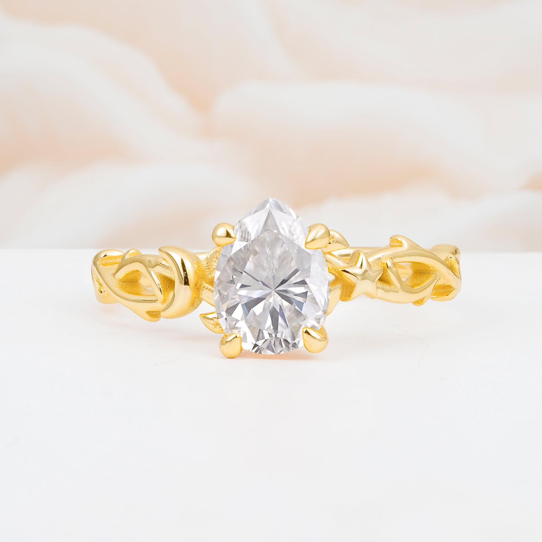 SR17666 Moissanite Ring - Yellow-Gold