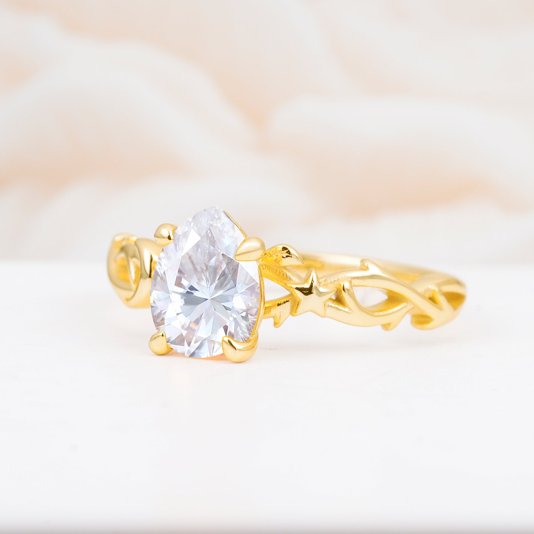 SR17666 Moissanite Ring - White-Gold