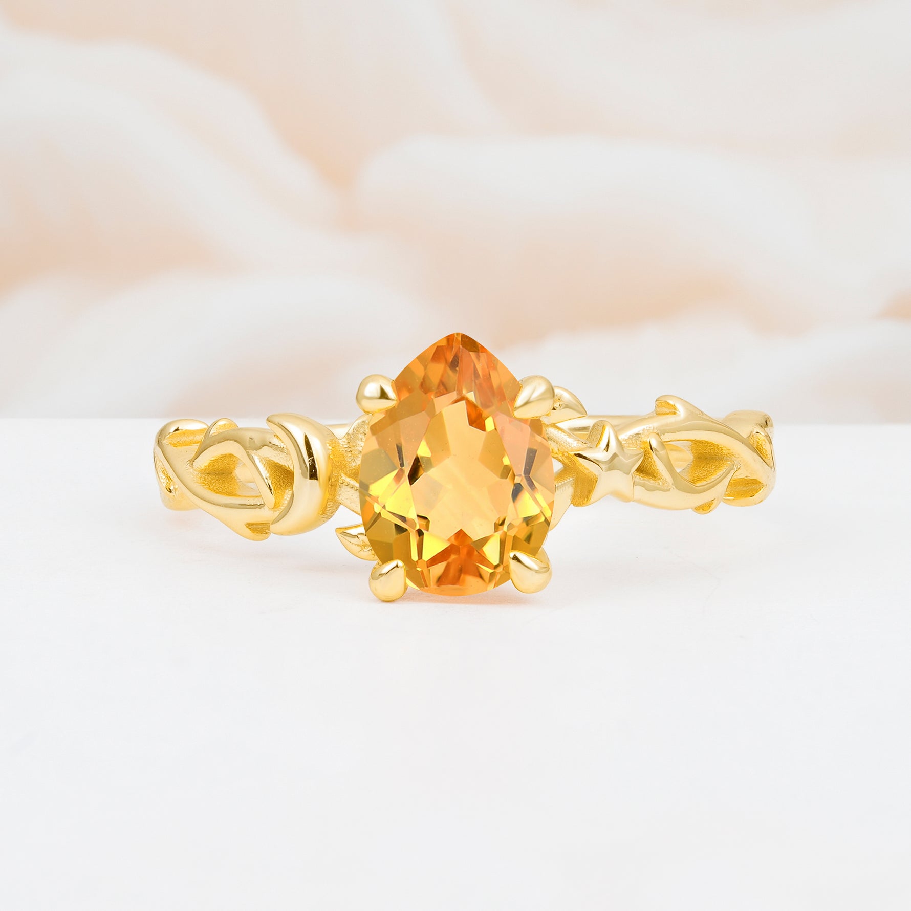 SR17666 Citrine Ring - Yellow-Gold