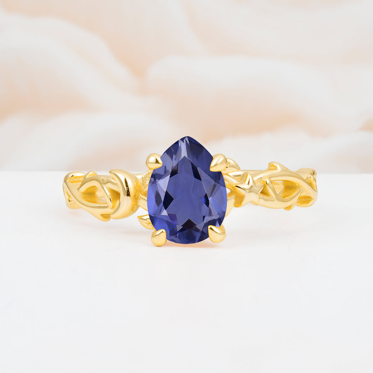 SR17666 Tanzanite Ring - Yellow-Gold