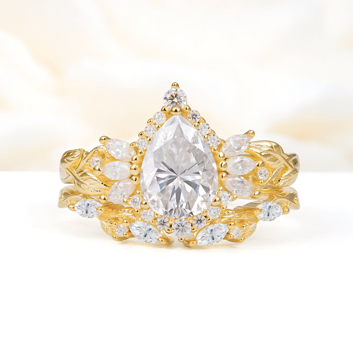 SR17675 Moissanite Ring - Yellow-Gold