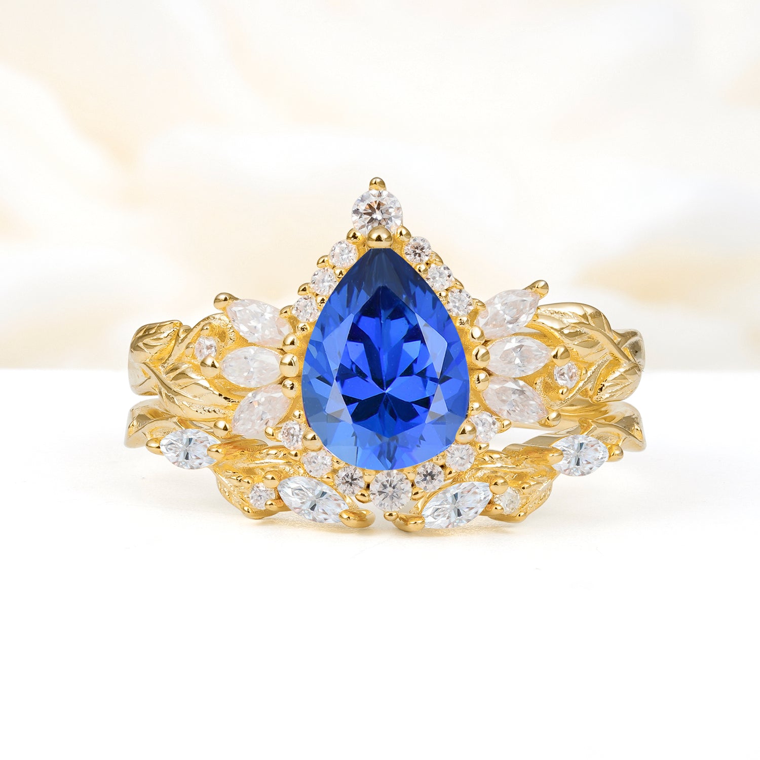 SR17675 Sapphire Ring - Yellow-Gold
