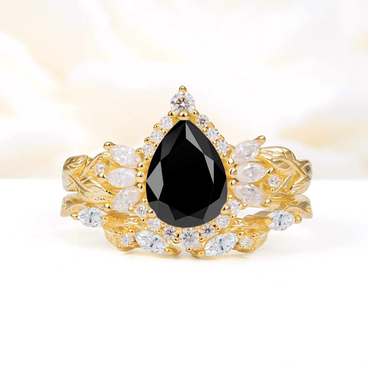 SR17675 Black Onyx Ring - Yellow-Gold