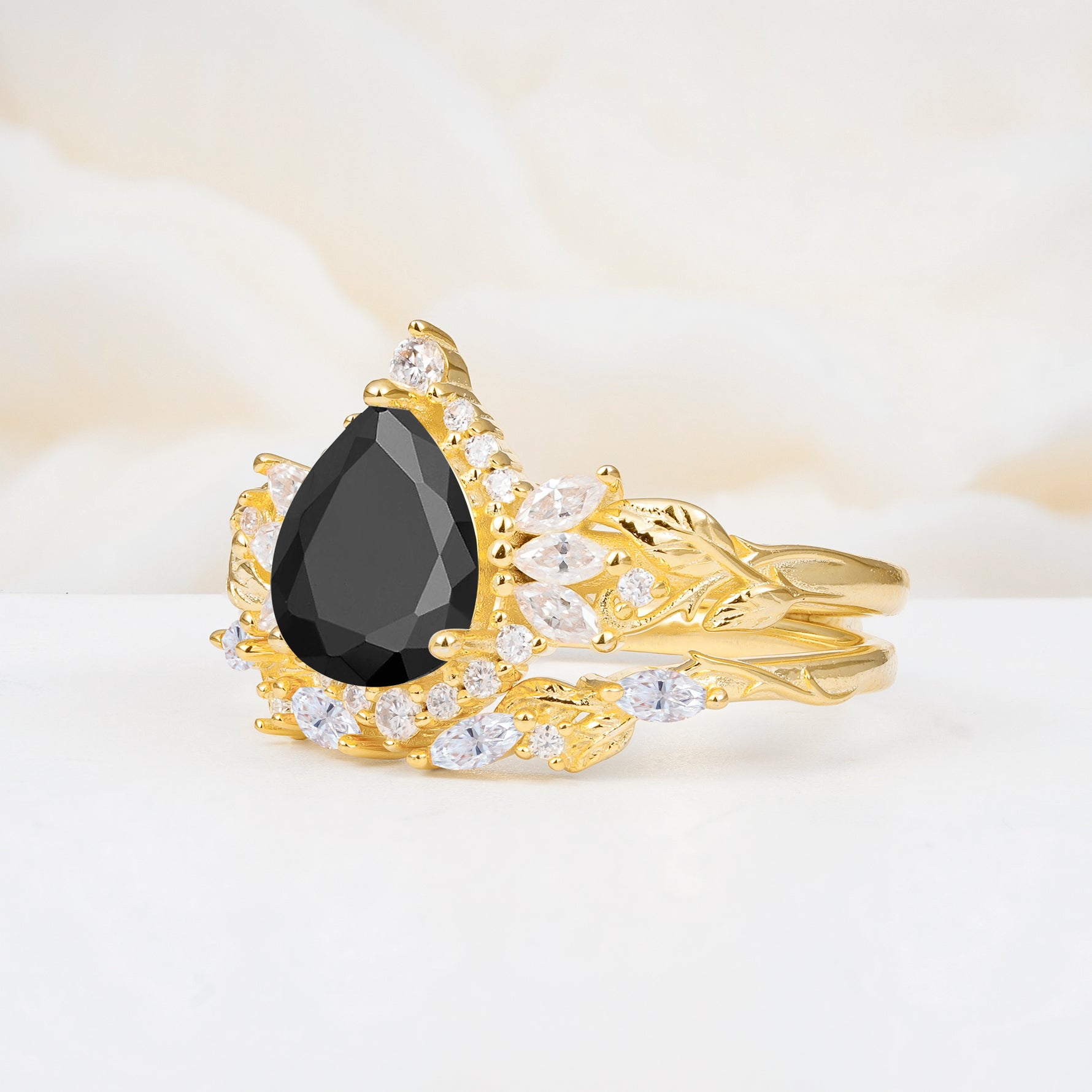 SR17675 Black Onyx Ring - White-Gold