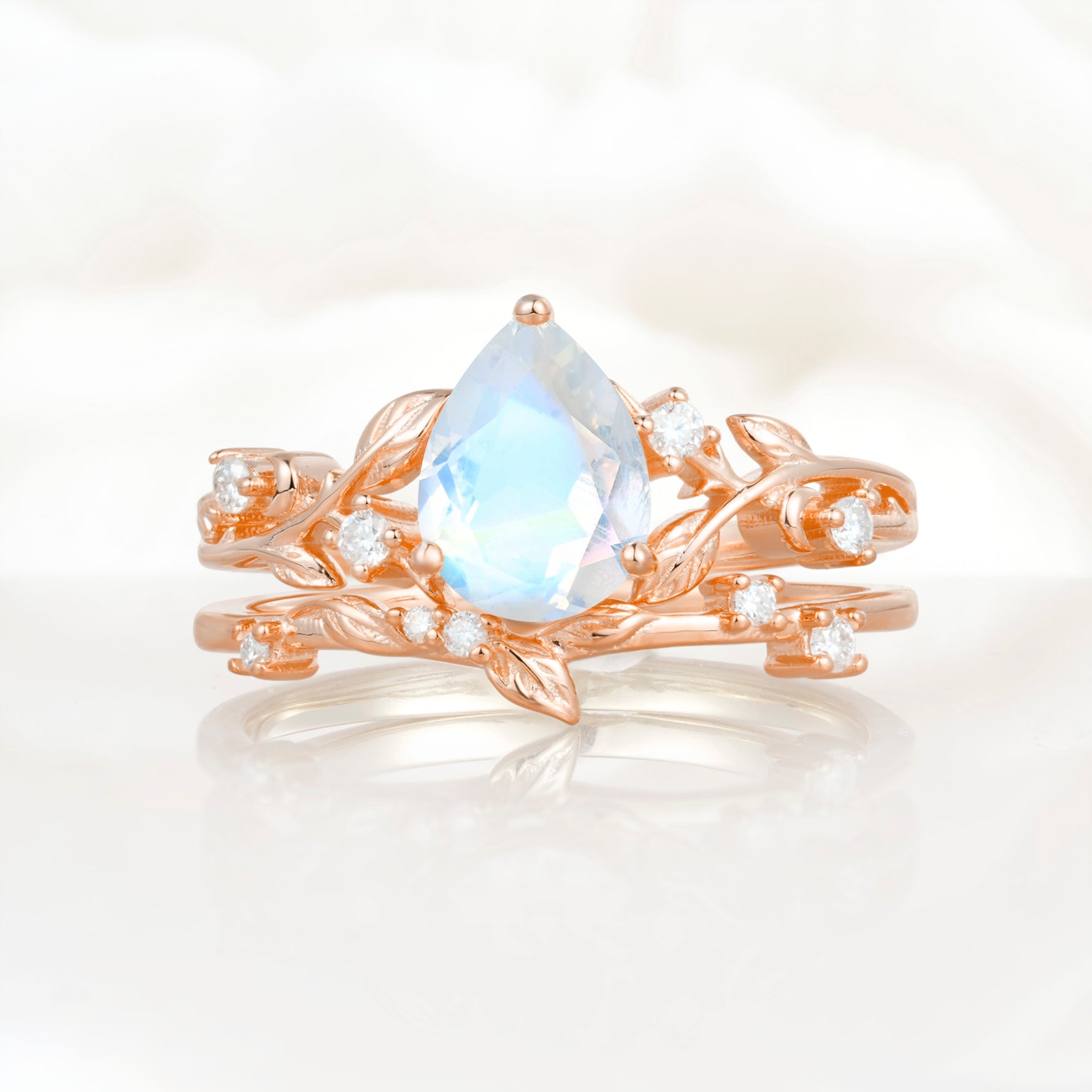 SR17677 Moonstone Ring - Additional view
