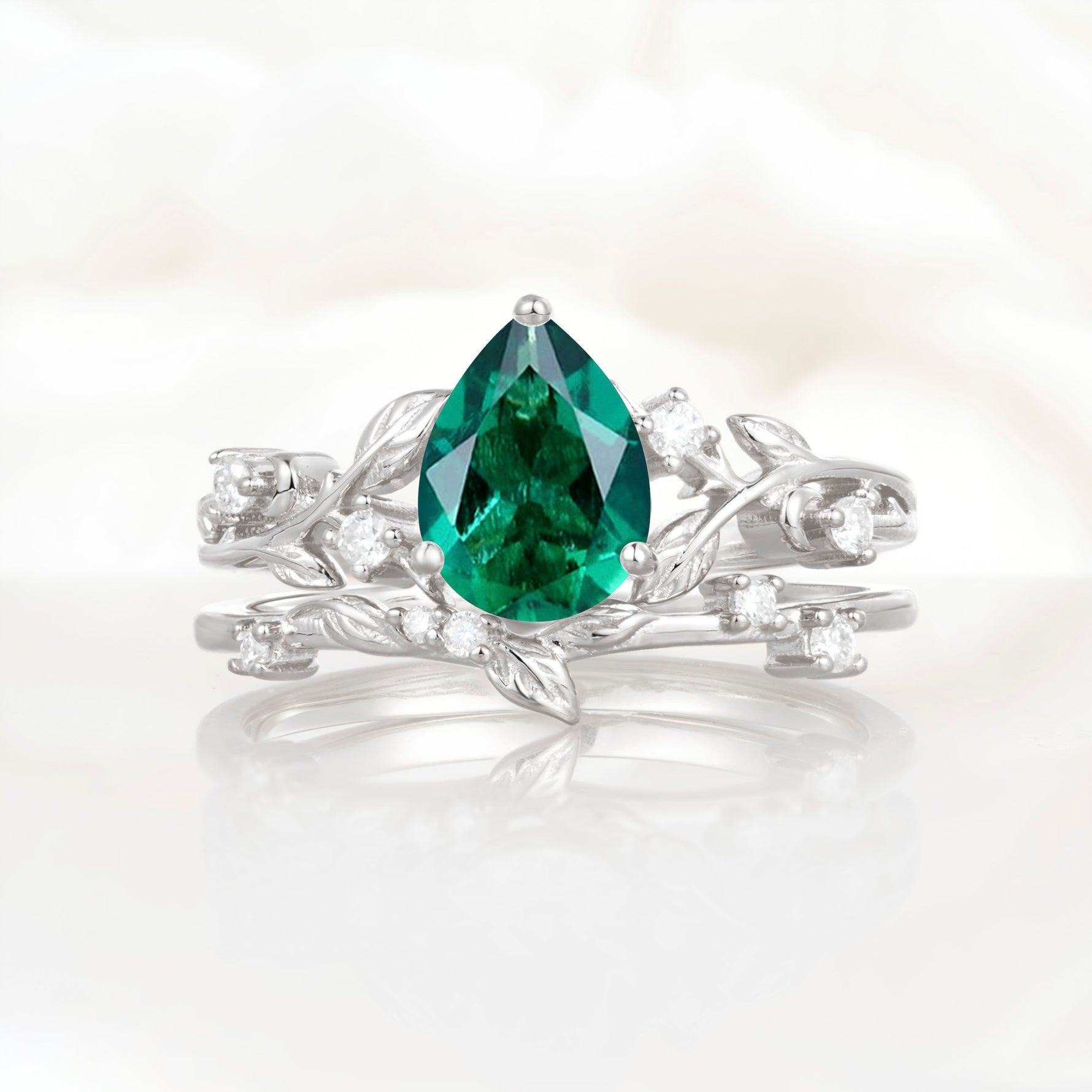 SR17677 Emerald Ring - Additional view