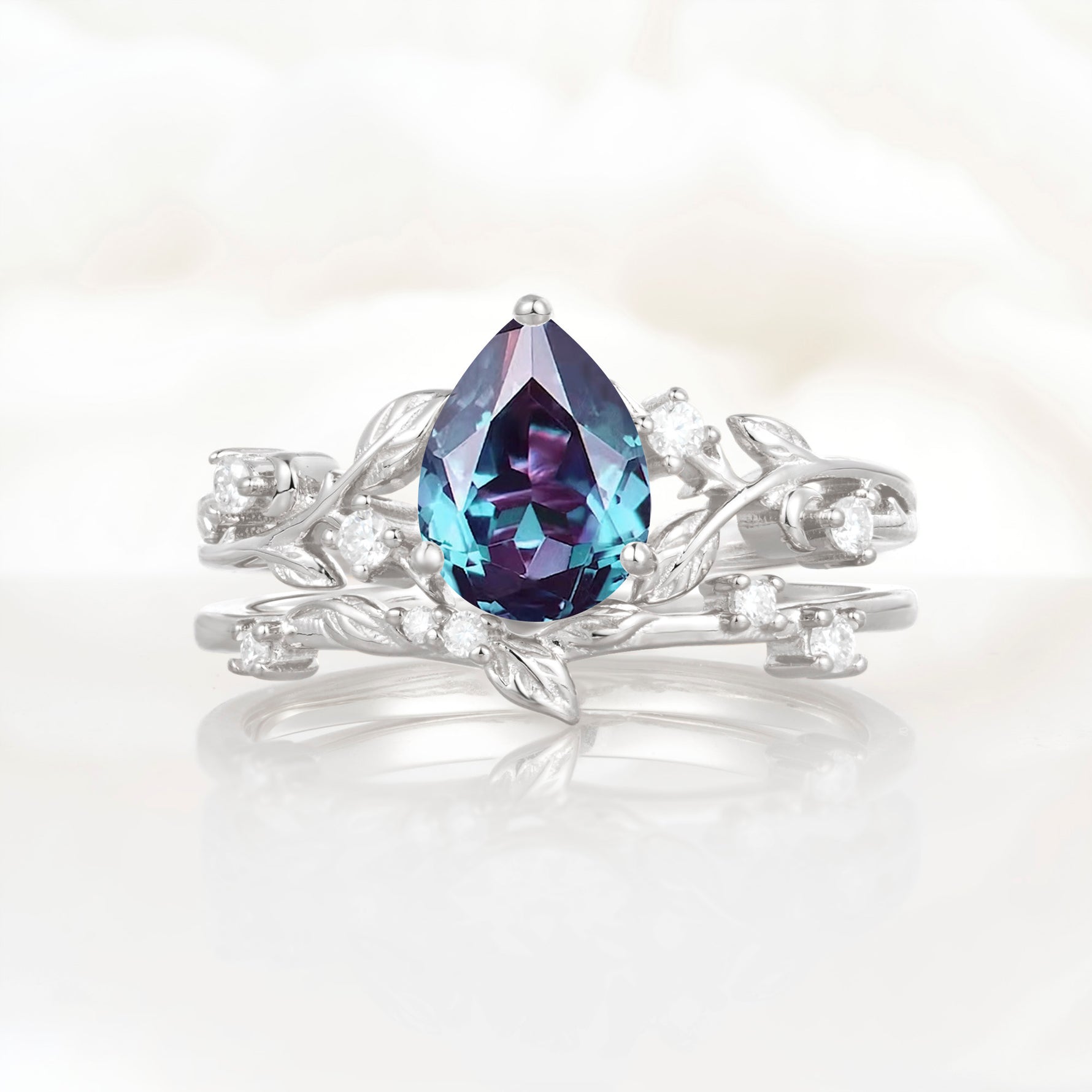 SR17677 Alexandrite Ring - Additional view