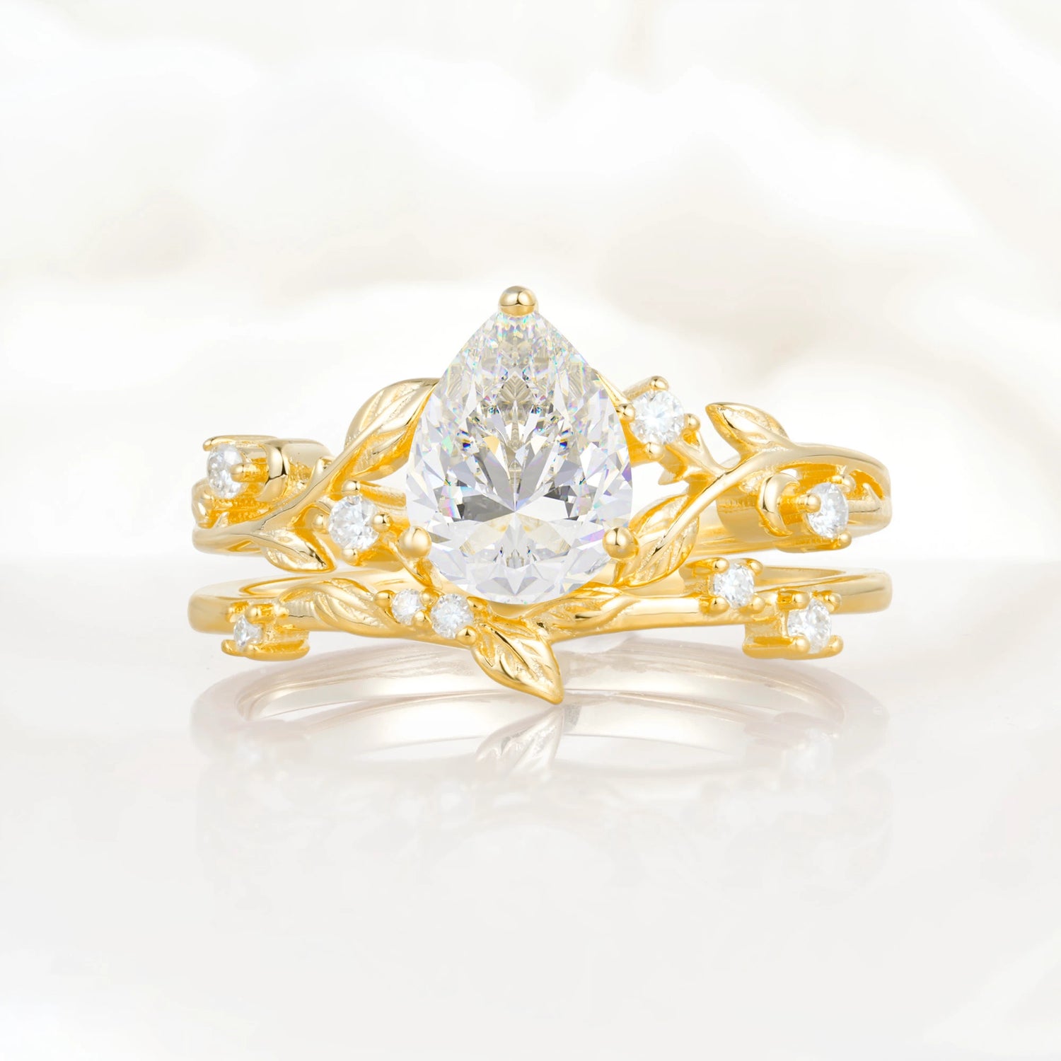 Nature Inspired Pear Cut Moissanite Engagement Ring Set Leaf Wedding Band