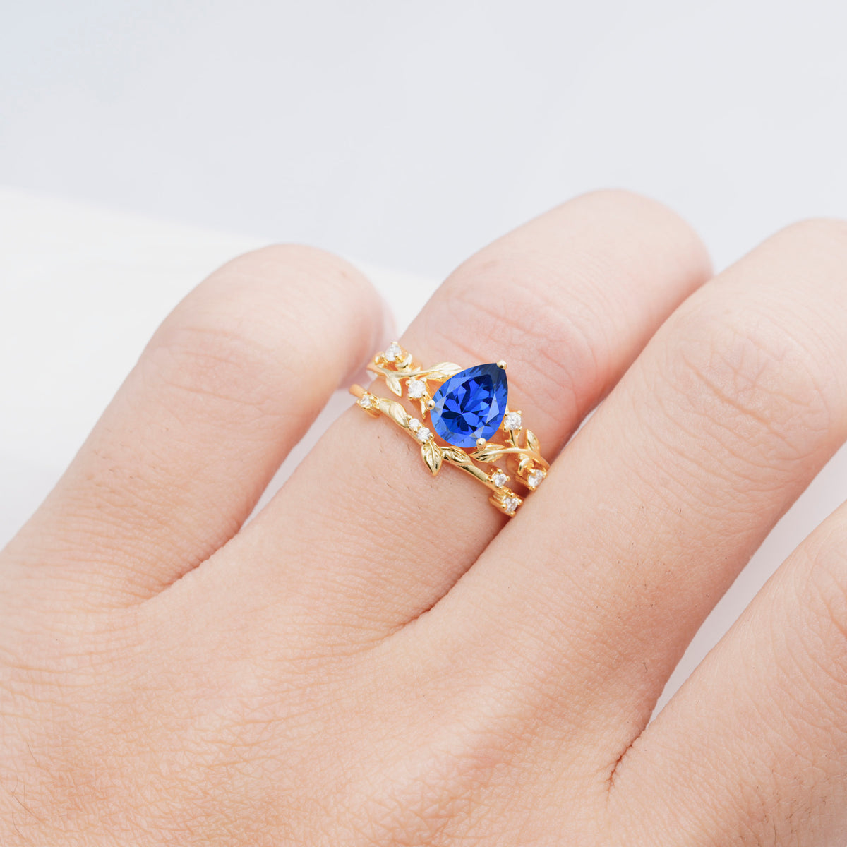 SR17677 Sapphire Ring - Rose-Gold