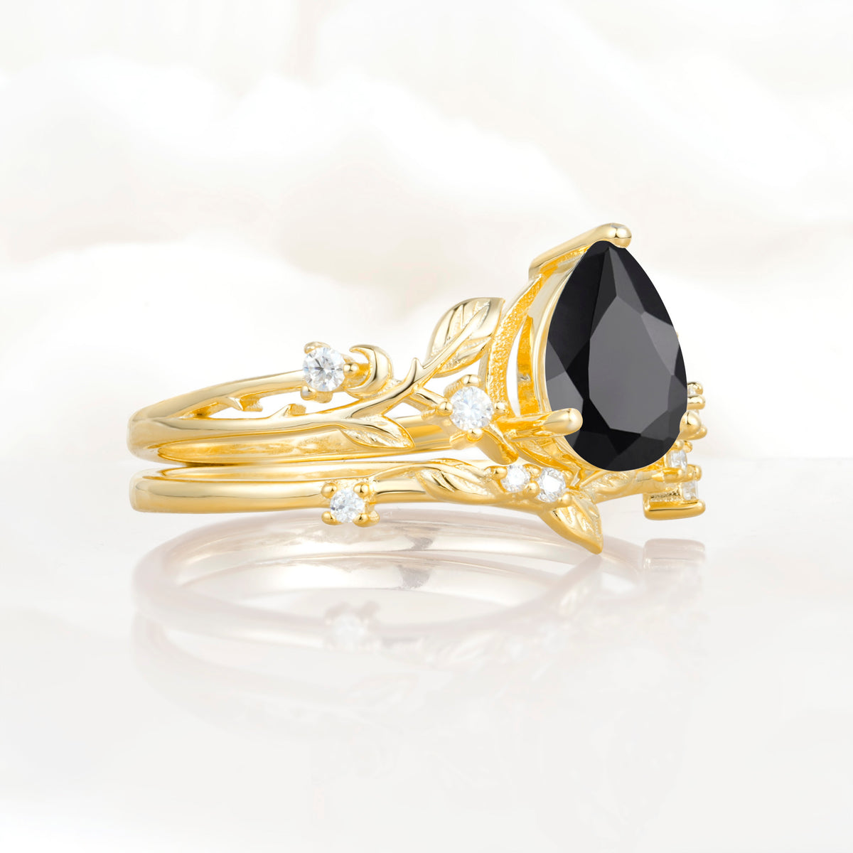 SR17677 Black Onyx Ring - White-Gold