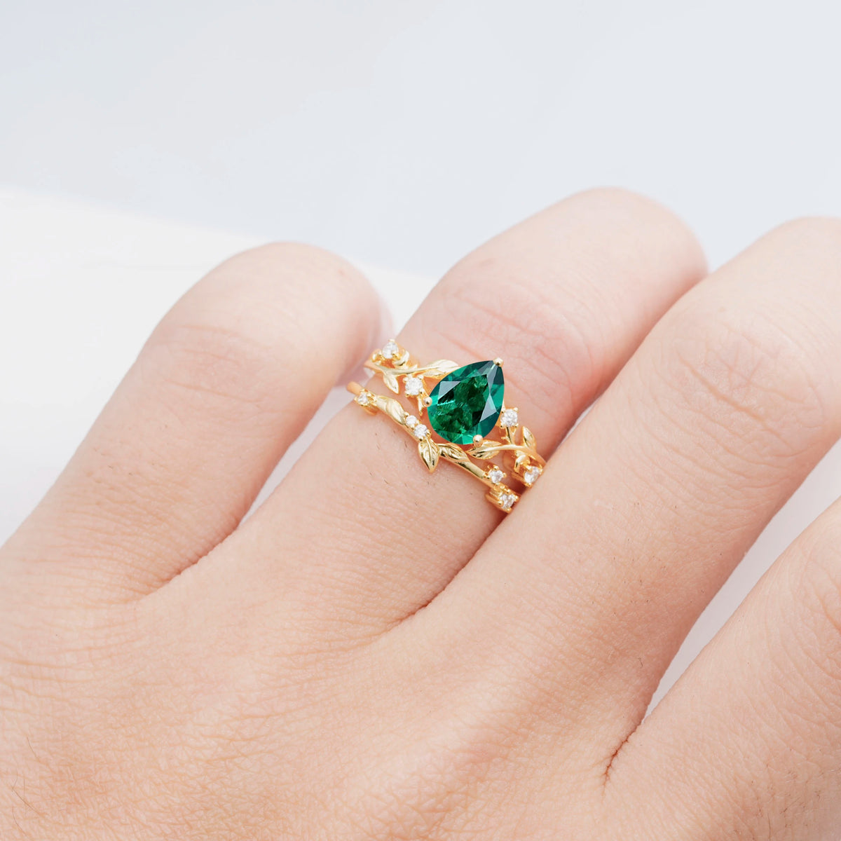 SR17677 Emerald Ring - Rose-Gold