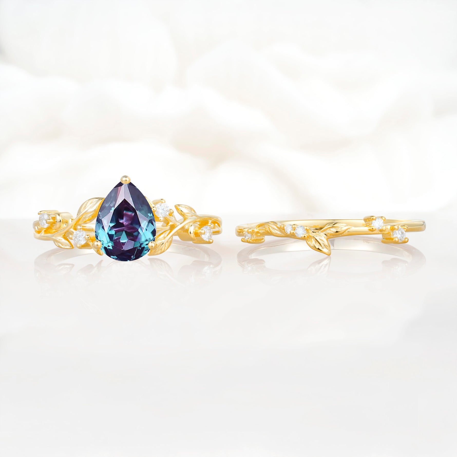 SR17677 Alexandrite Ring - Additional view
