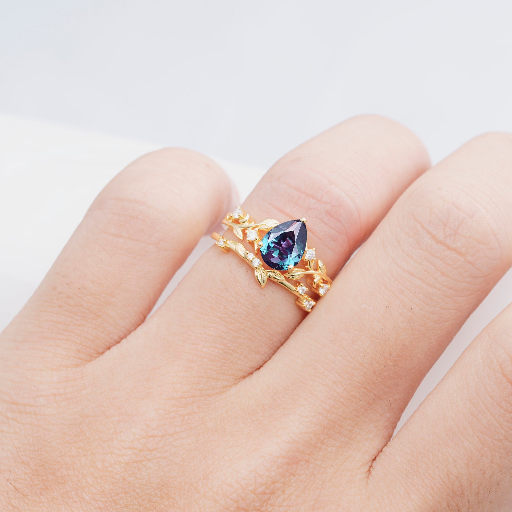 SR17677 Alexandrite Ring - Rose-Gold