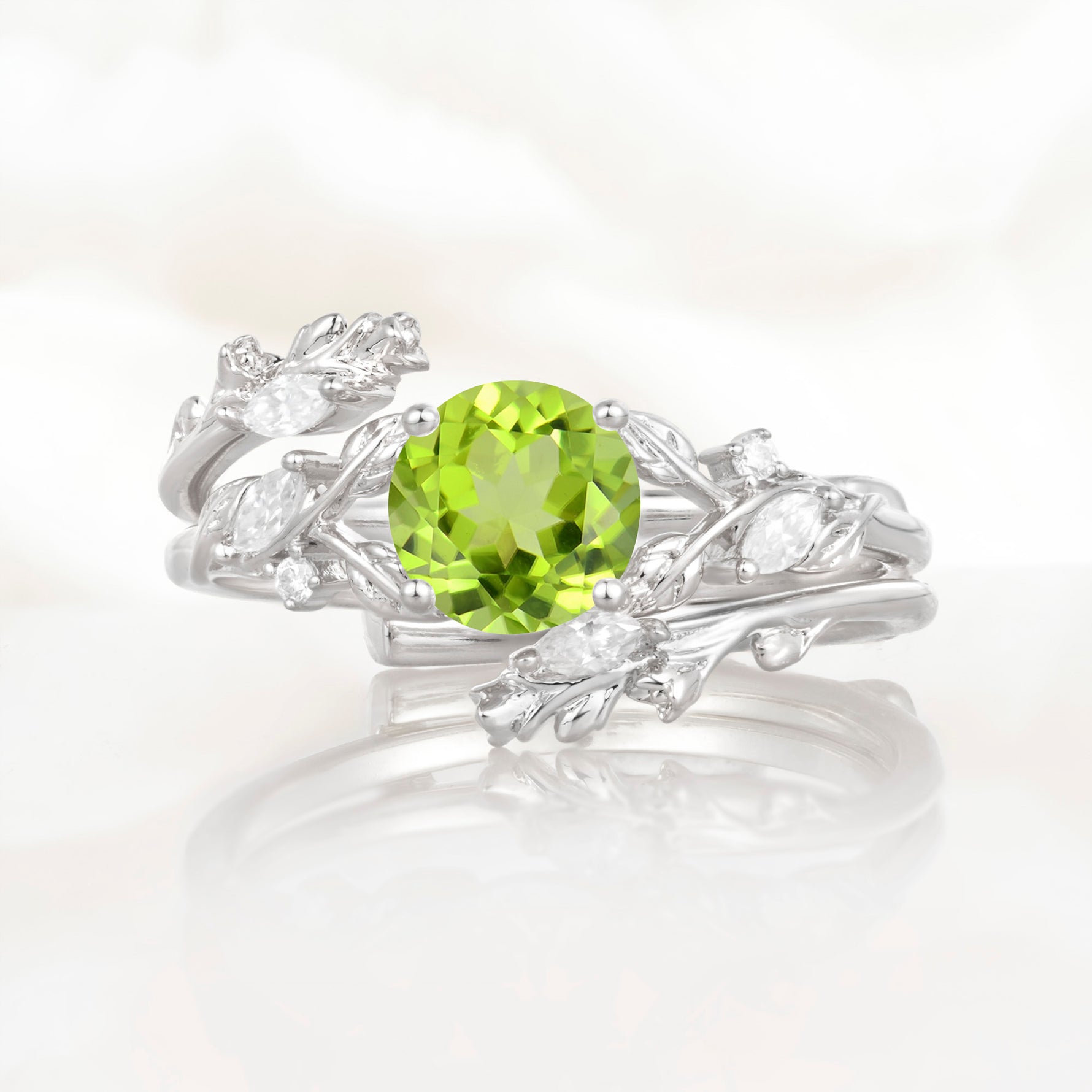 SR17688 Peridot Ring - Additional view