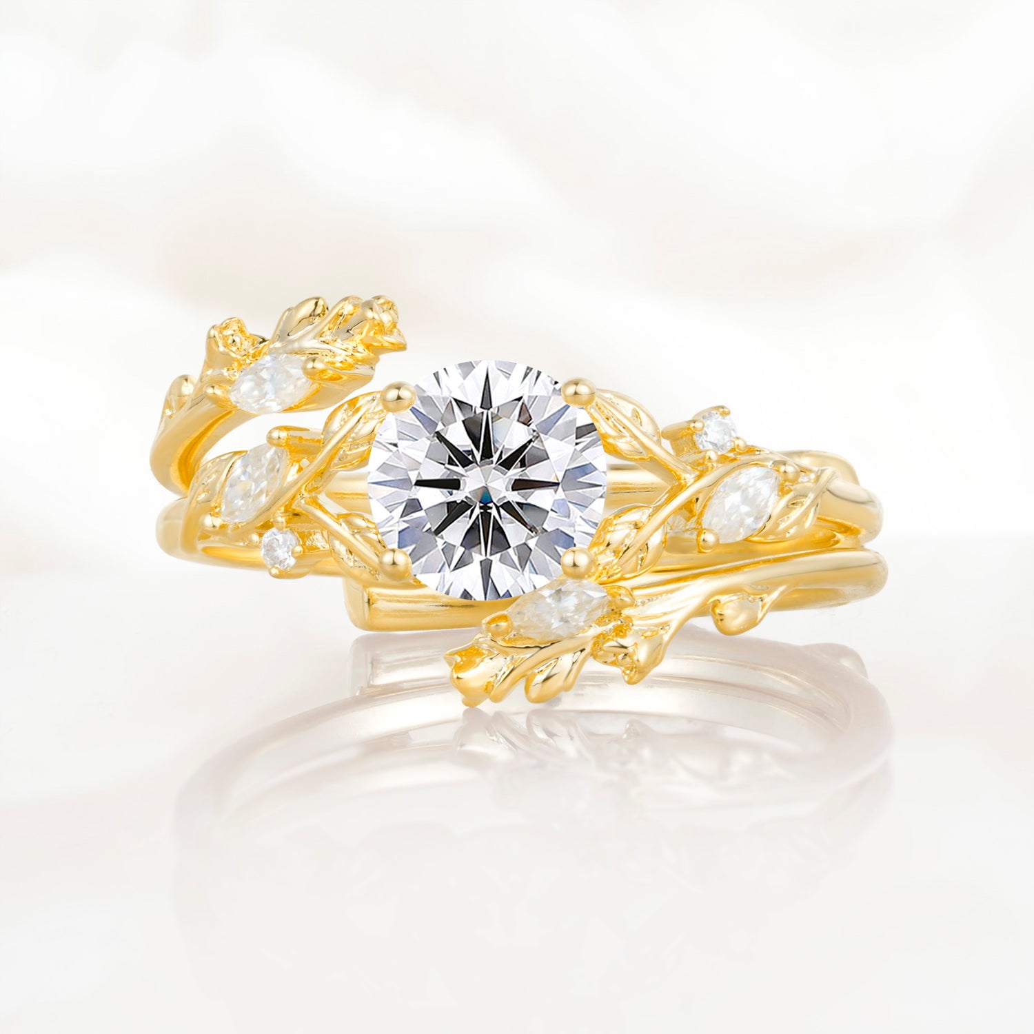SR17688 Lab Diamond Ring - Yellow-Gold