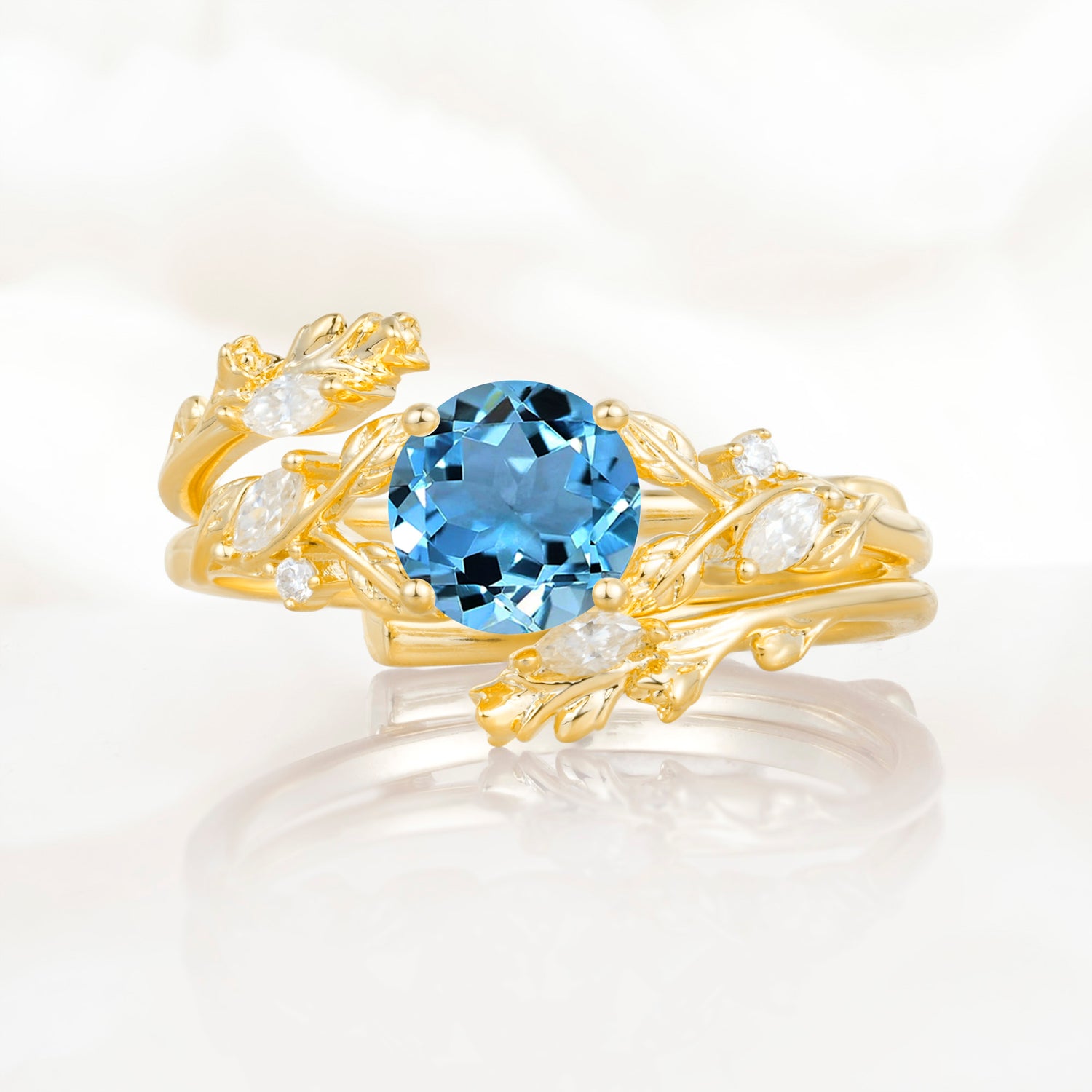 SR17688 Aquamarine Ring - Yellow-Gold