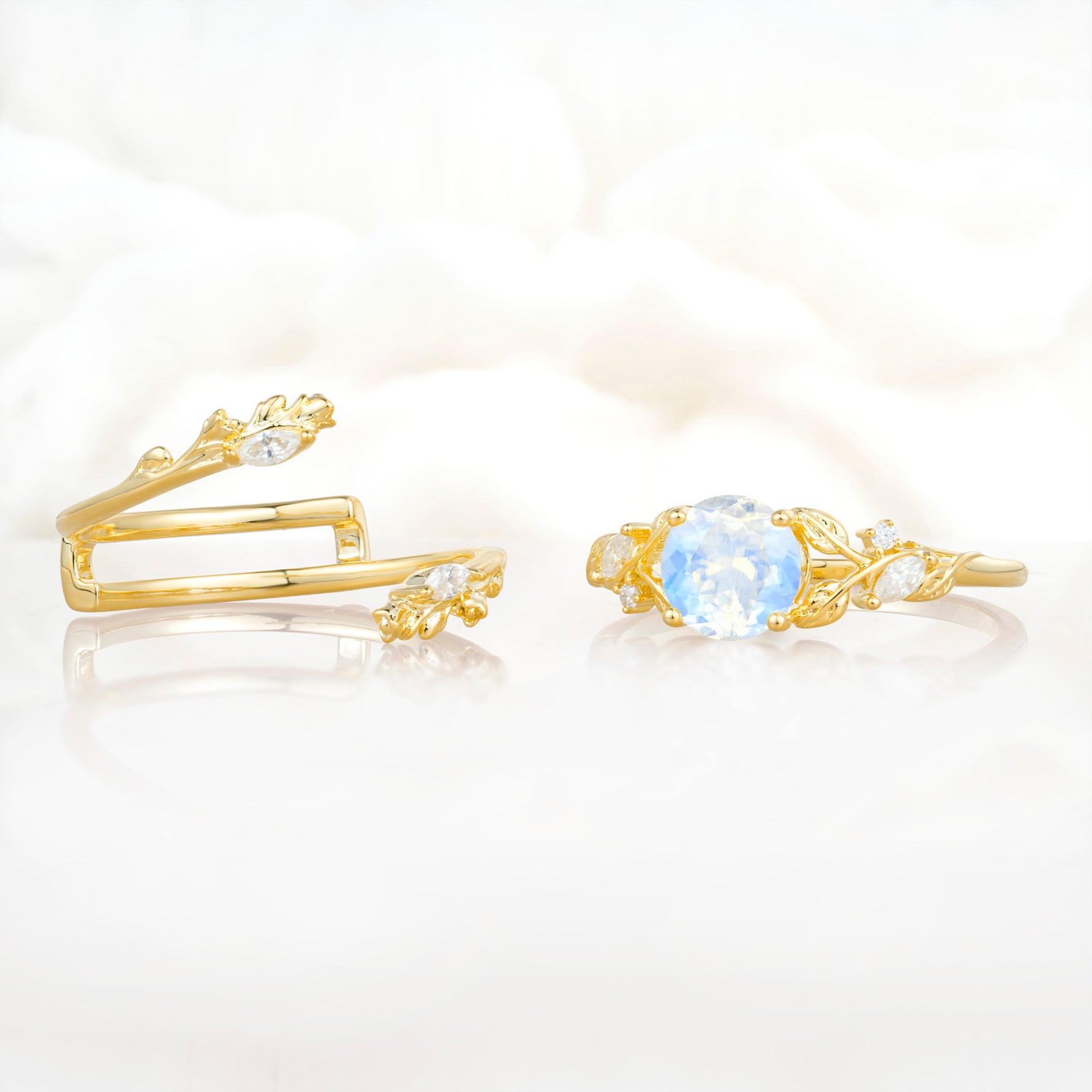 SR17688 Moonstone Ring - Additional view