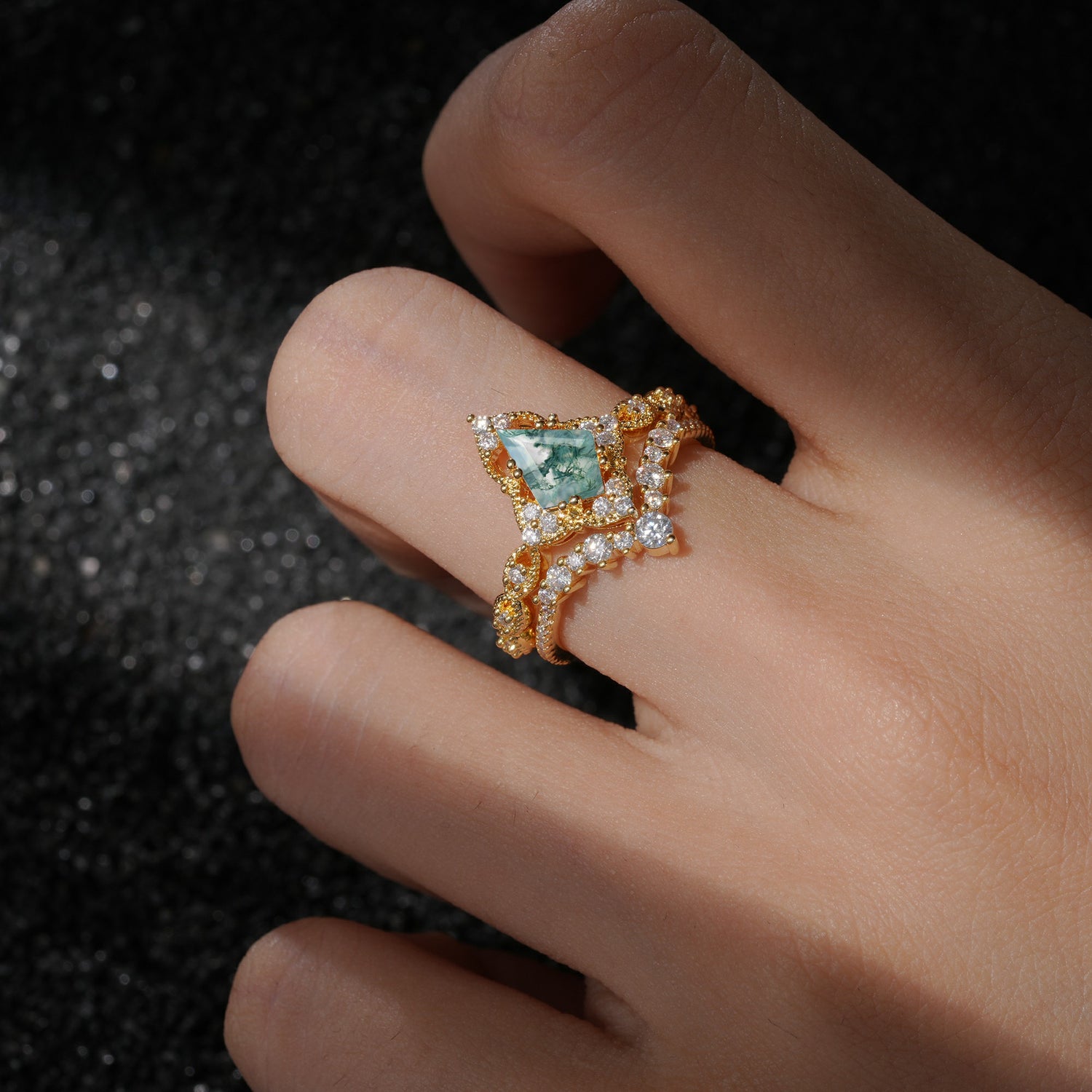 Vintage Kite Cut Moss Agate Crown Engagement Ring Set