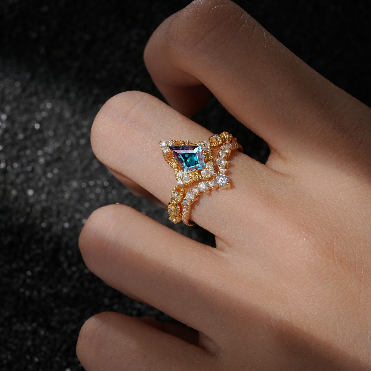 Vintage Kite Cut Alexandrite Crown Engagement Ring Set