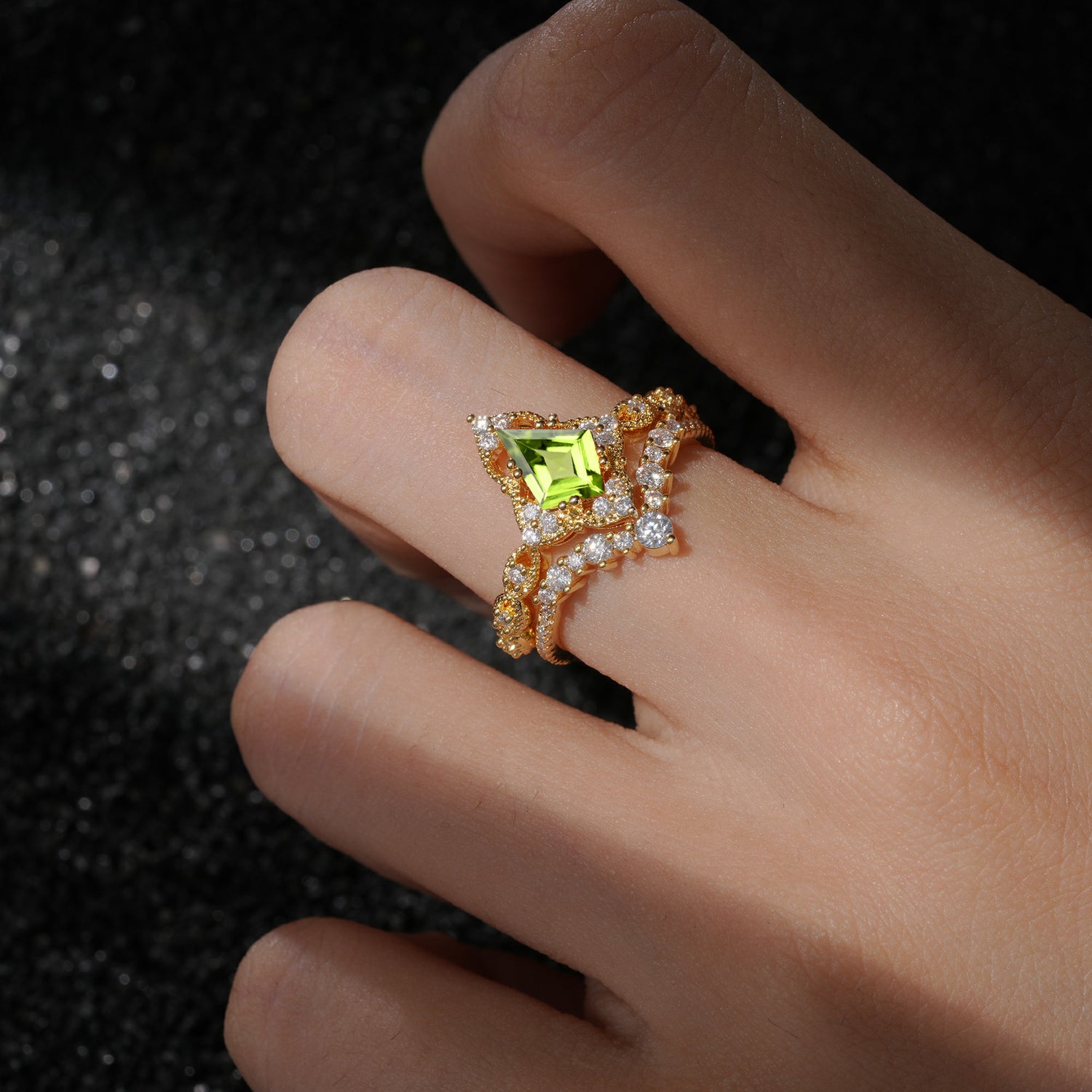 Vintage Kite Cut Peridot Crown Engagement Ring Set
