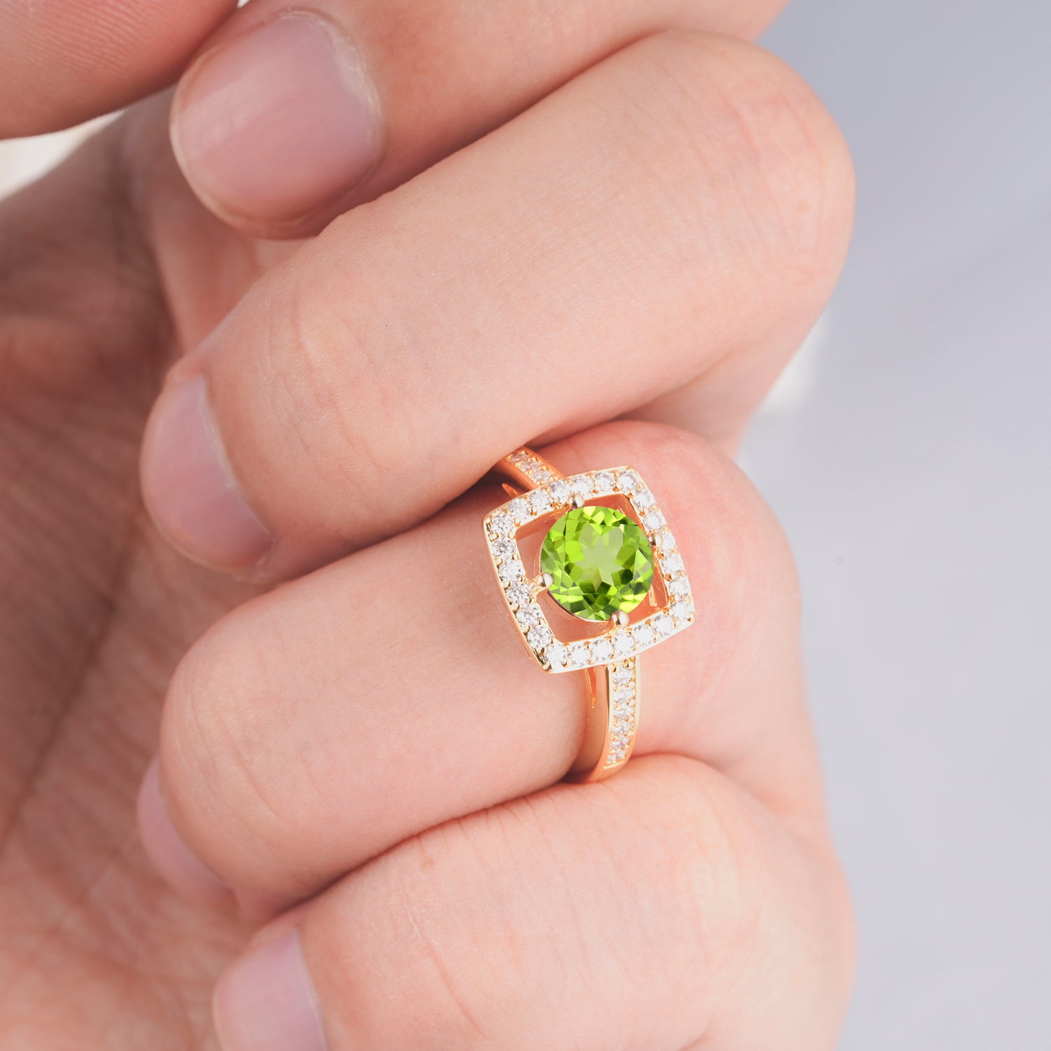 Elegant Halo Peridot Ring with Round Cut - Ideal Anniversary Gift