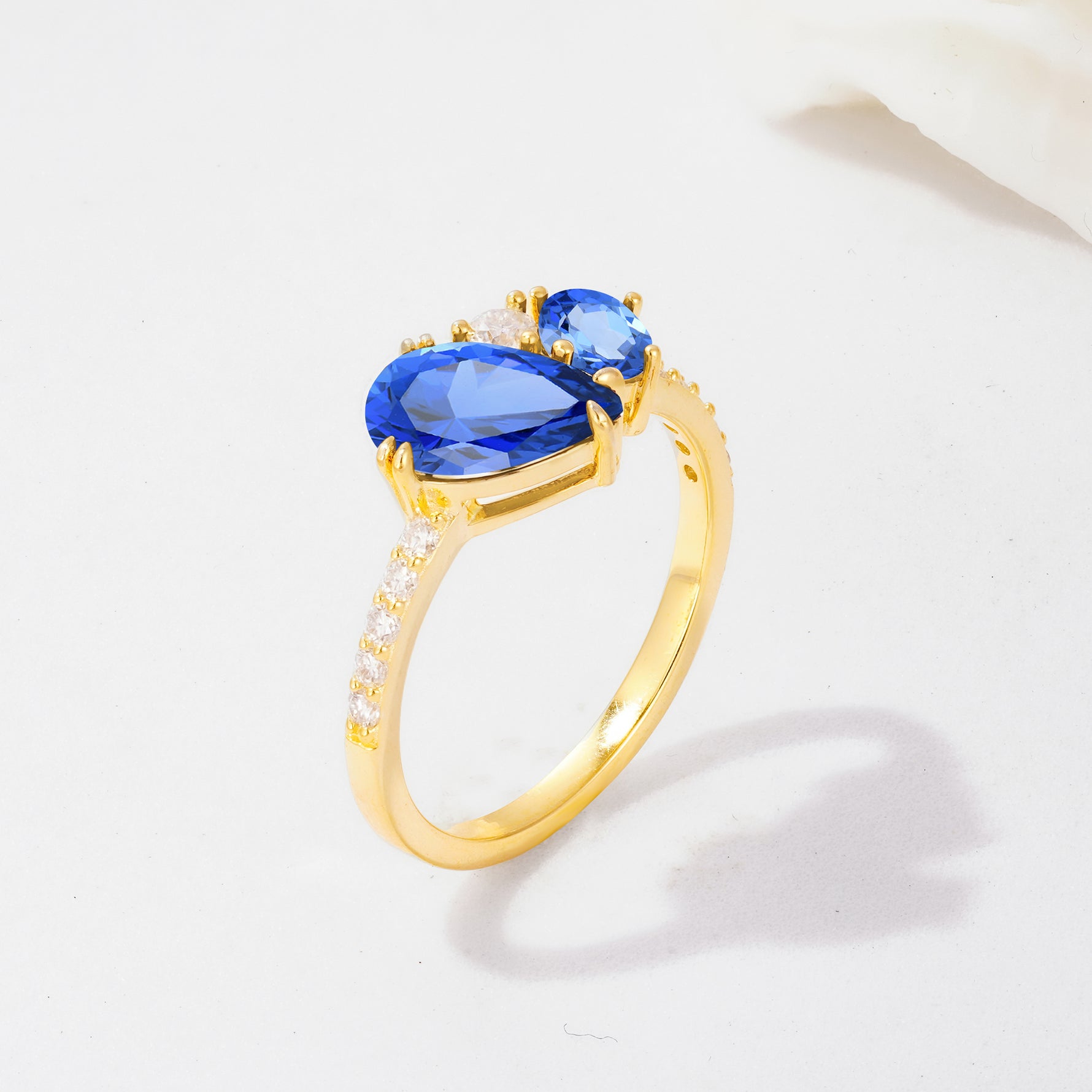 SR19465 Sapphire Ring - Additional view