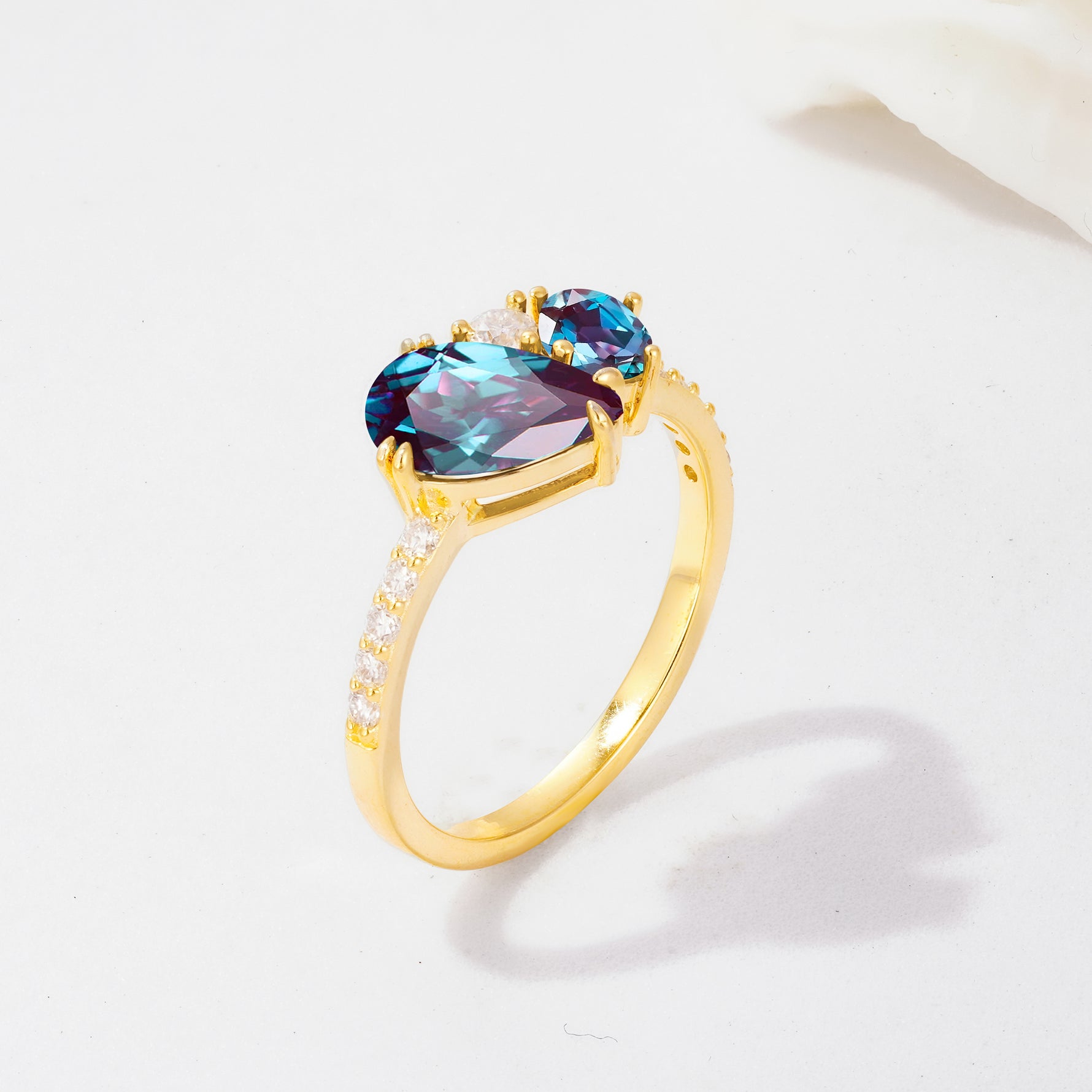 SR19465 Alexandrite Ring - Additional view