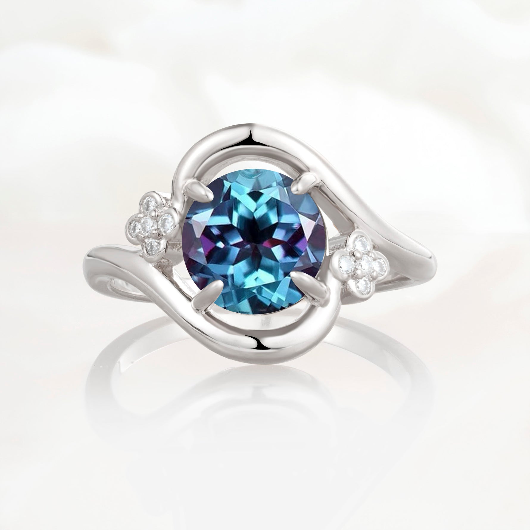 SR19482 Alexandrite Ring - Additional view