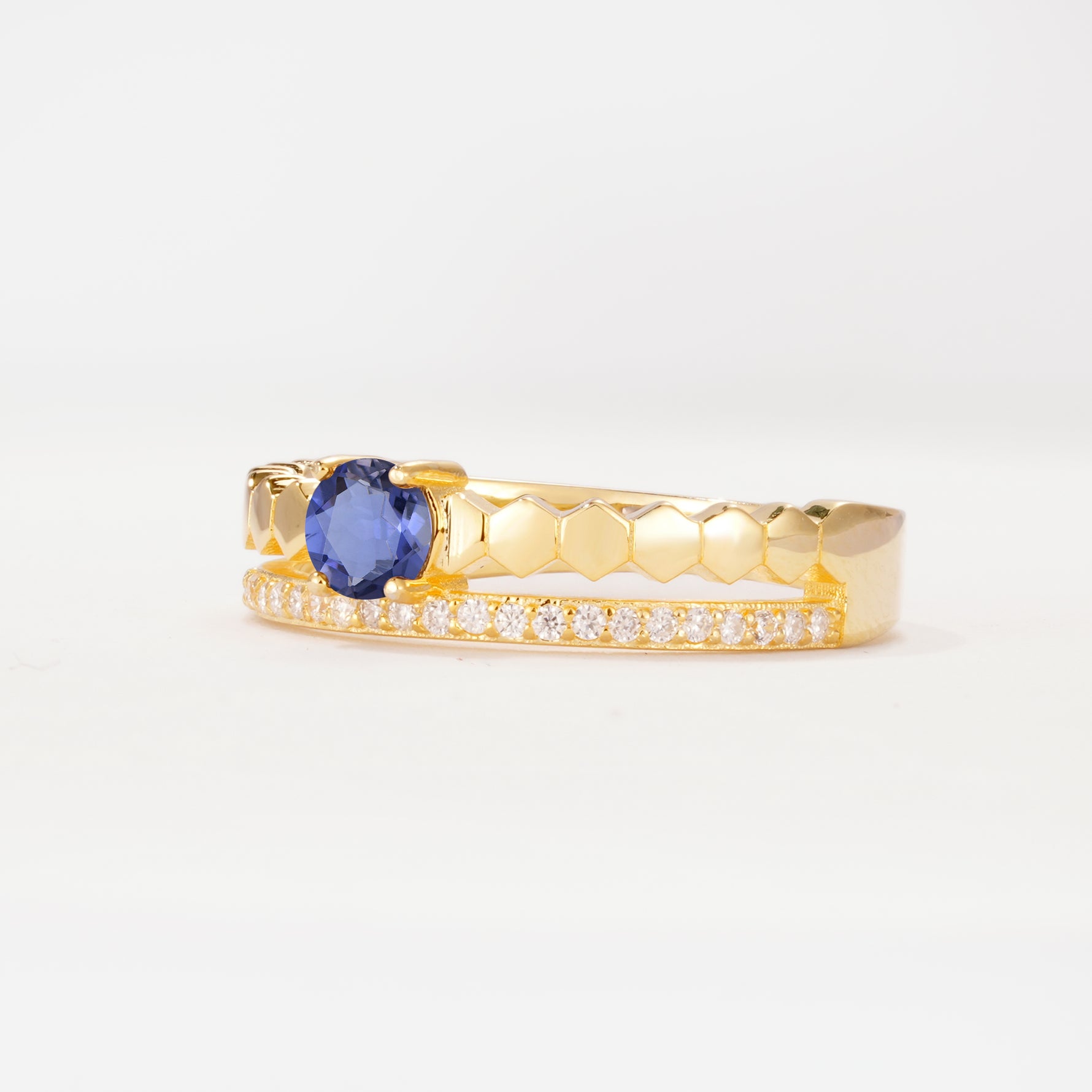 SR20086 Tanzanite Ring - White-Gold