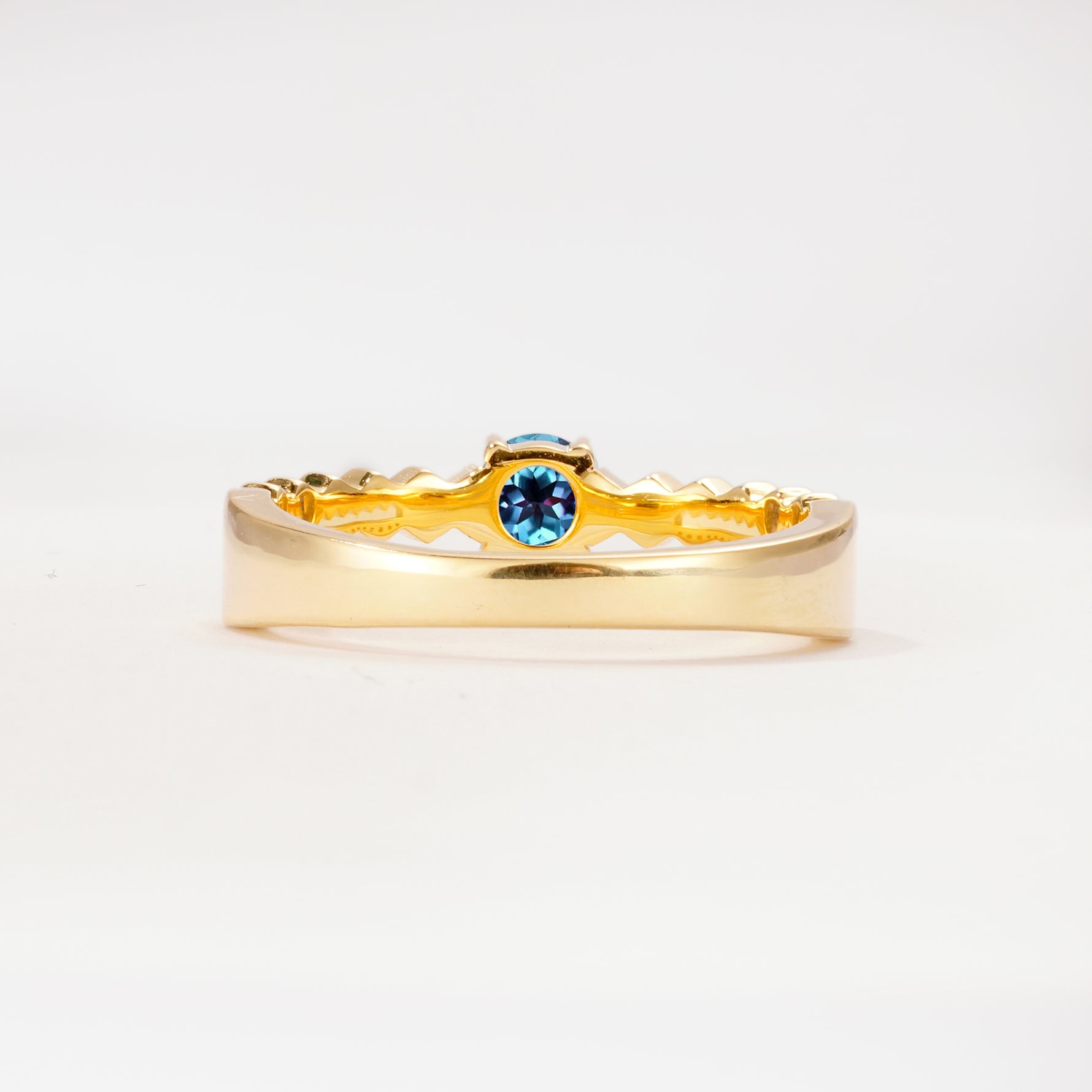 SR20086 Alexandrite Ring - Additional view