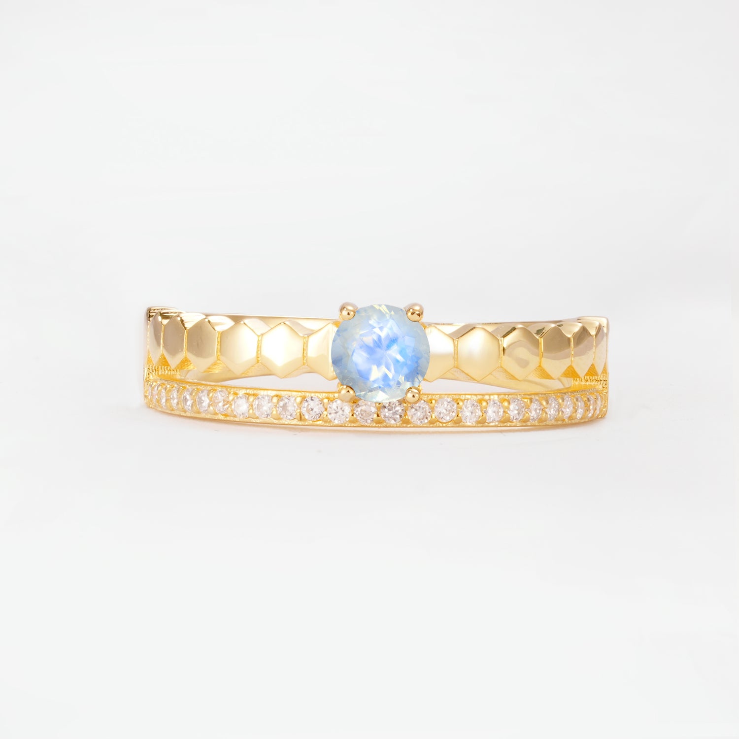SR20086 Moonstone Ring - Yellow-Gold