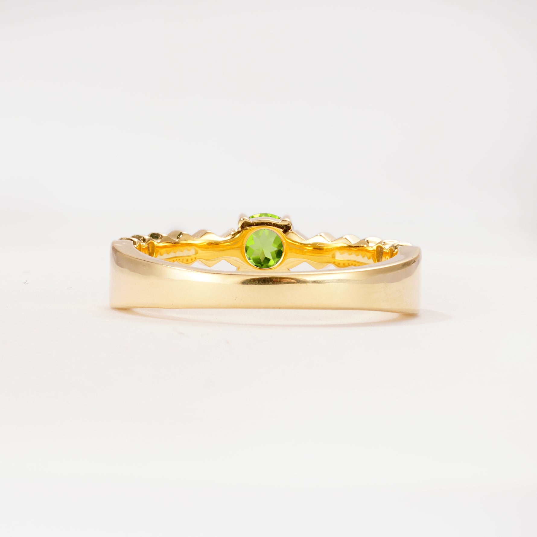 SR20086 Peridot Ring - Additional view